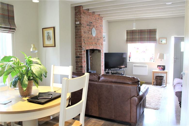 2 bedroom cottage, The Cottages, Kirk Hammerton YO26