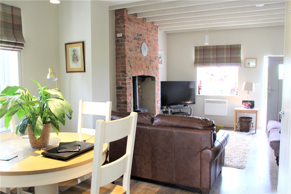 2 bedroom cottage, The Cottages, Kirk Hammerton YO26
