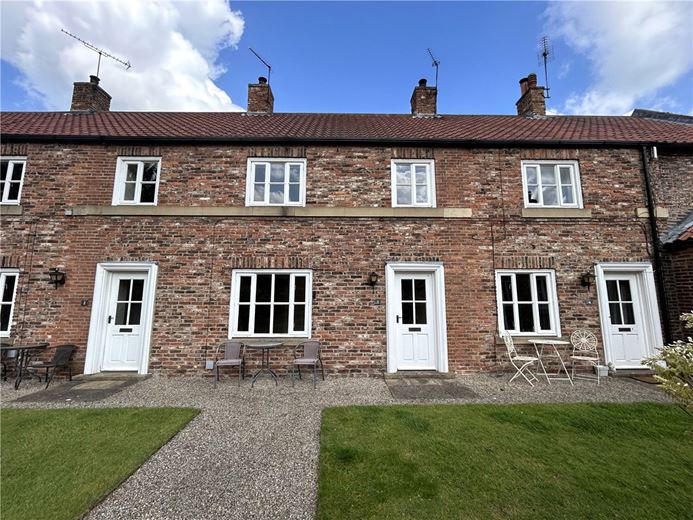 3 bedroom cottage, Coach House Cottages, Priory Estate YO26