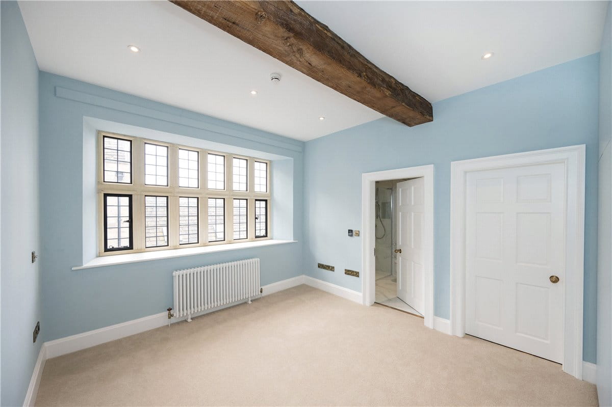 2 bedroom flat, Shrewsbury, Ledston Hall, Back Newton Lane WF10