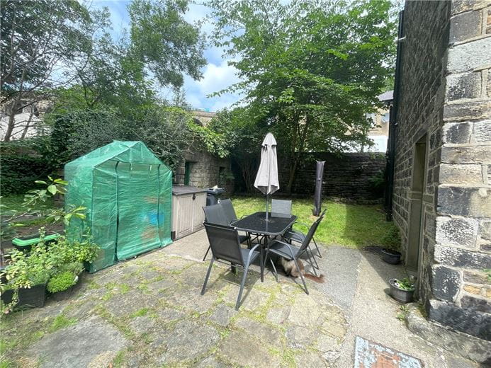 2 bedroom cottage, Nabbs Lane, Slaithwaite HD7