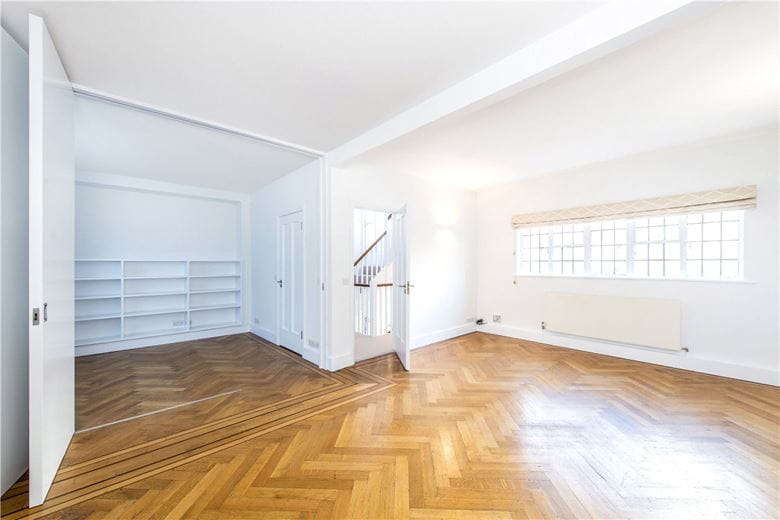 2 bedroom house, Thurloe Close, South Kensington SW7 - Available