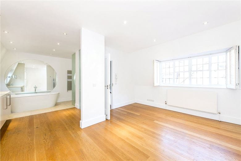 2 bedroom house, Thurloe Close, South Kensington SW7 - Available
