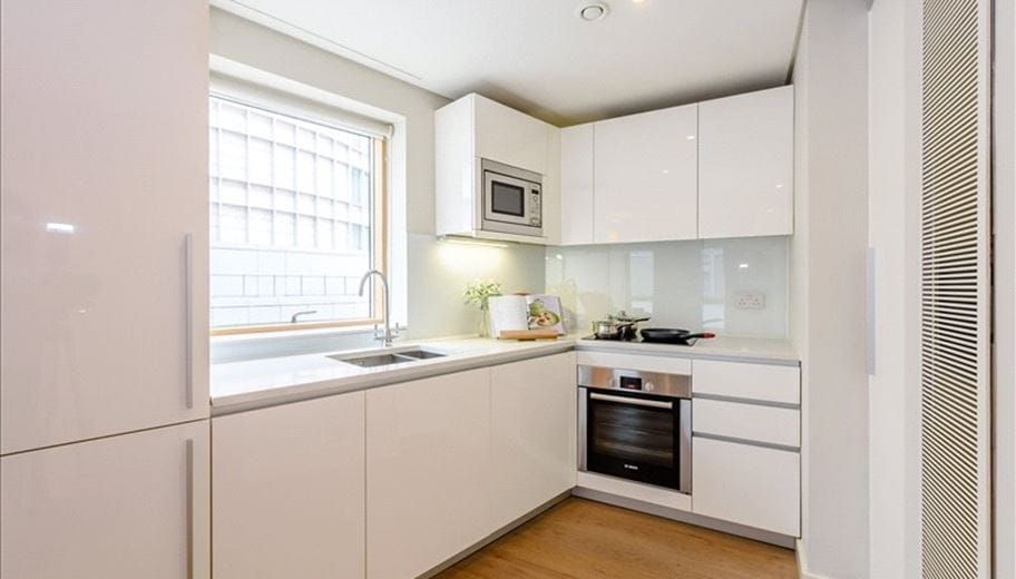 1 bedroom flat, Merchant Square East, London W2 - Available