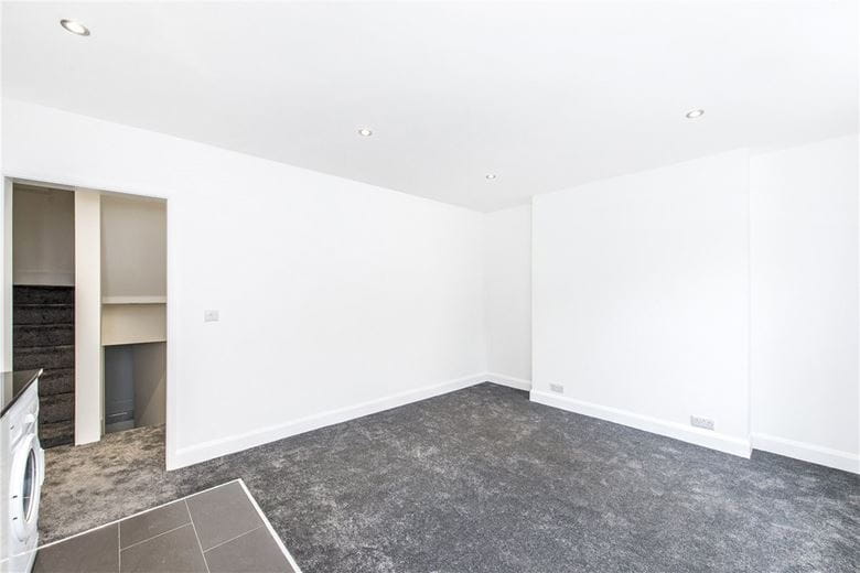 1 bedroom flat, Norfolk Place, London W2 - Available