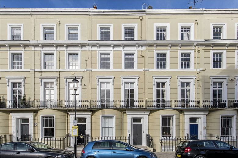 1 bedroom flat, Norland Square, Holland Park W11 - Available