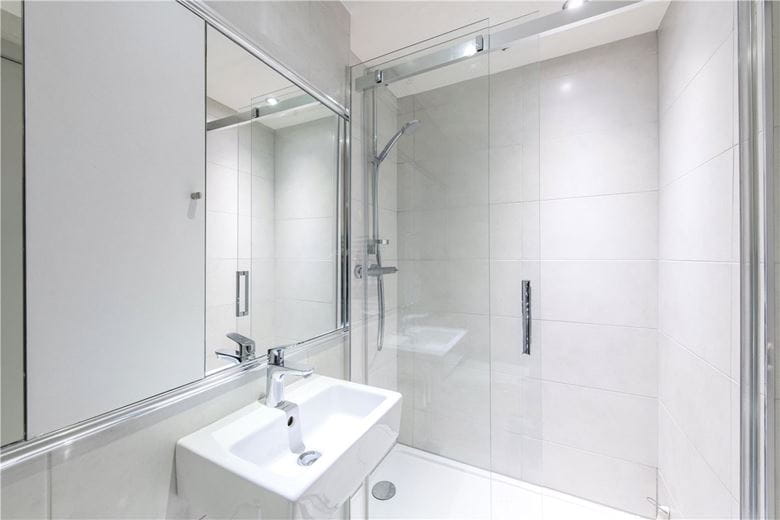 2 bedroom flat, Artesian Road, Bayswater W2