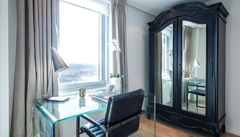 4 bedroom flat, Merchant Square East, London W2 - Available