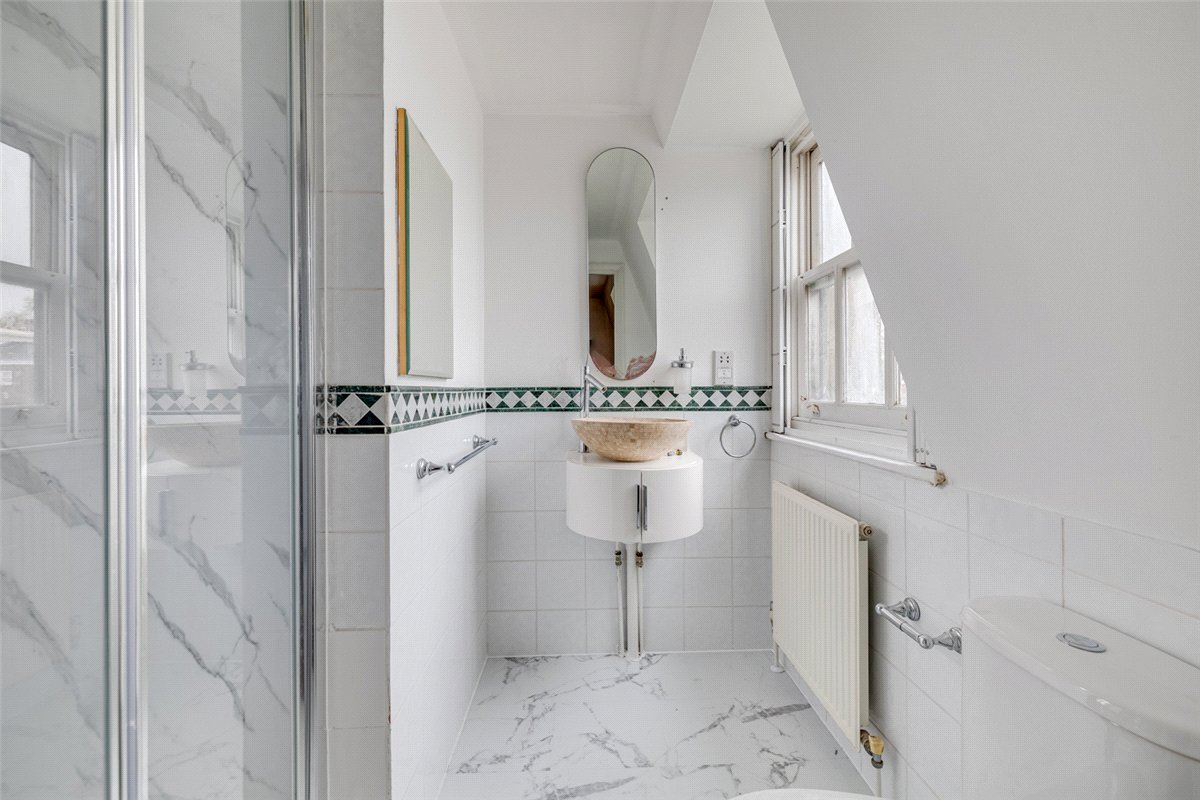 3 bedroom flat, Ennismore Gardens, Knightsbridge SW7 - Available