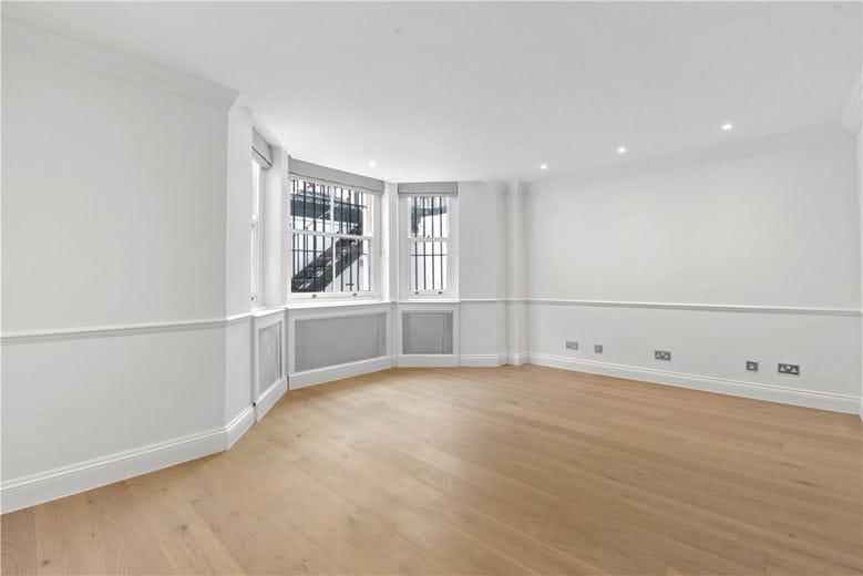 2 bedroom flat, Manson Place, South Kensington SW7 - Under Offer