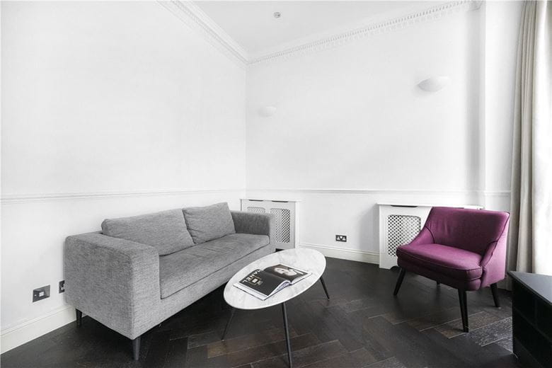 2 bedroom flat, Manson Place, Knightbridge SW7 - Available