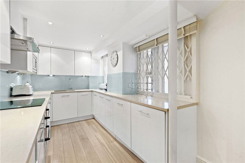 1 bedroom flat, Lennox Gardens, Knightsbridge SW1X - Available
