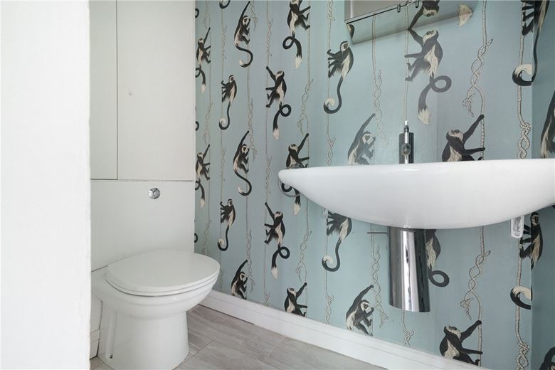 2 bedroom flat, Ovington Square, London SW3 - Available