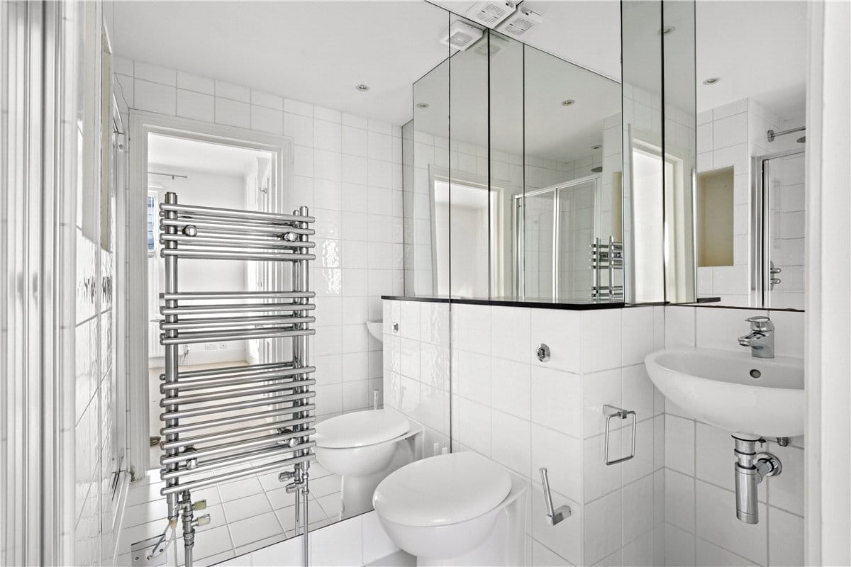 4 bedroom house, Donne Place, Chelsea SW3 - Let Agreed