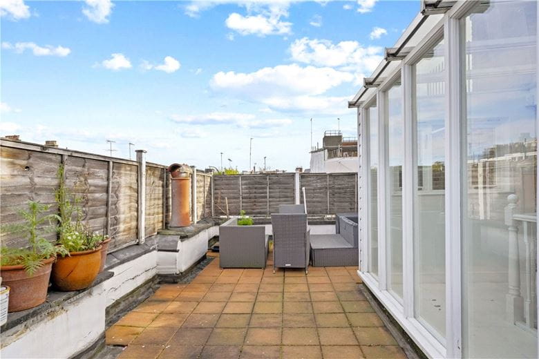 4 bedroom house, Donne Place, Chelsea SW3 - Let Agreed