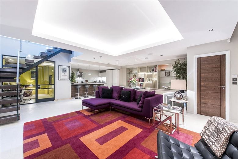 2 bedroom house, Elvaston Mews, London SW7 - Available