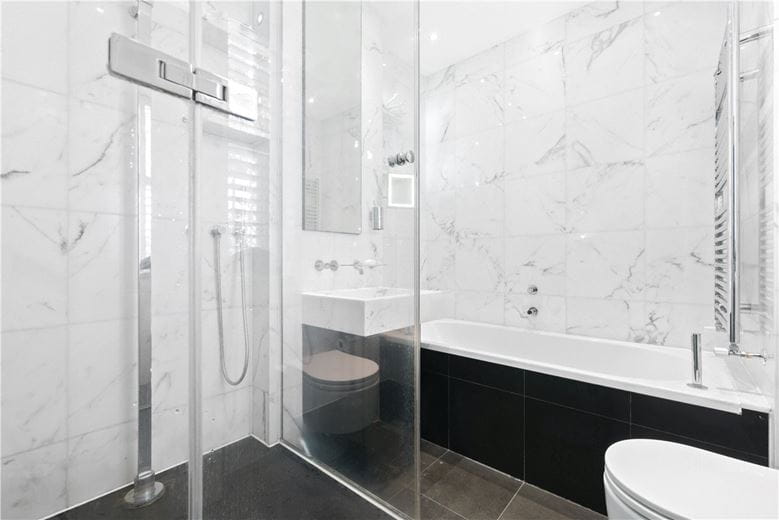 4 bedroom maisonette, Elvaston Place, South Kensington SW7 - Available