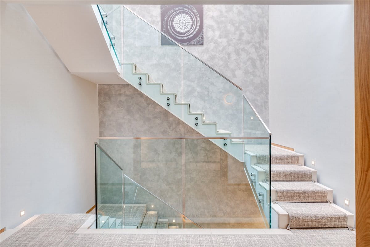 4 bedroom house, Cheval Place, Knightsbridge SW7 - Available