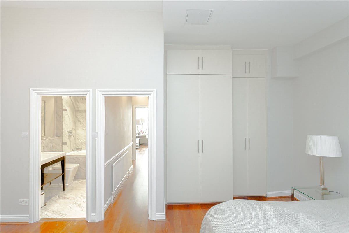 2 bedroom flat, Princes Gate, South Kensington SW7