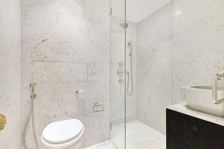 3 bedroom flat, Pont Street, Knightsbridge SW1X - Available