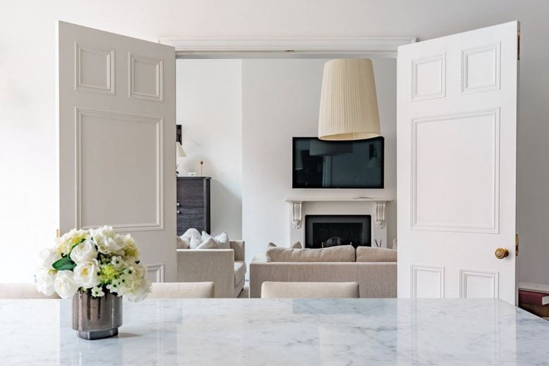 3 bedroom flat, Pont Street, Knightsbridge SW1X - Available