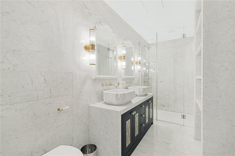 3 bedroom flat, Pont Street, Knightsbridge SW1X - Available