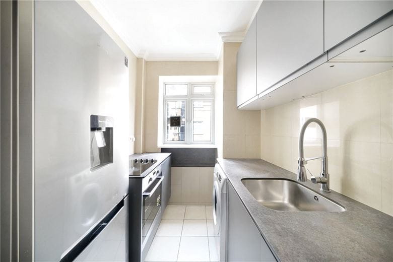 2 bedroom flat, Portsea Place, Marble Arch W22BZ