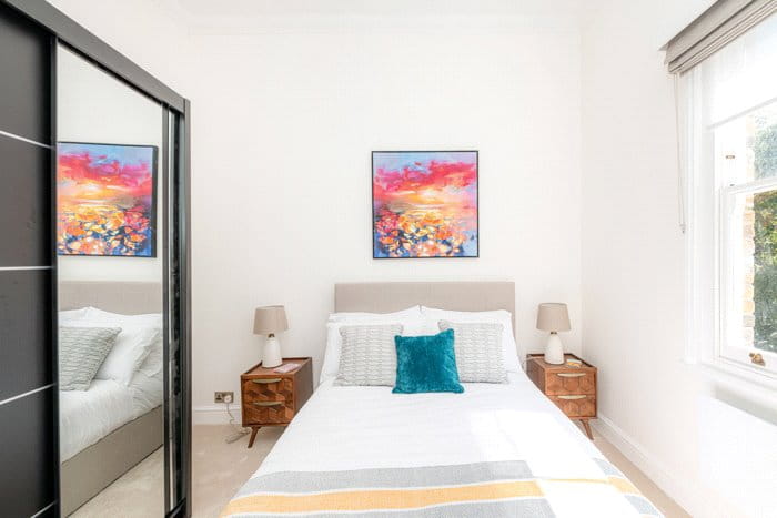 2 bedroom flat, Lexham Gardens, Kensington W8 - Available