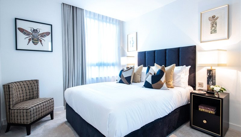 1 bedroom flat, Edgware Road, London W2 - Available