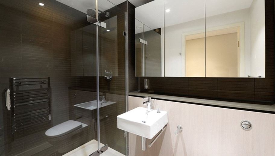 2 bedroom flat, Merchant Square East, London W2 - Available