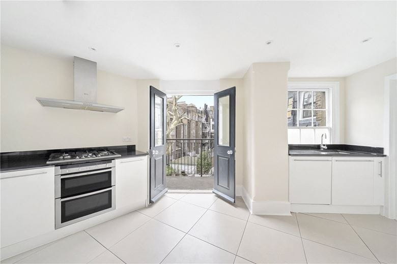 2 bedroom flat, Exhibition Road, South Kensington SW7 - Available