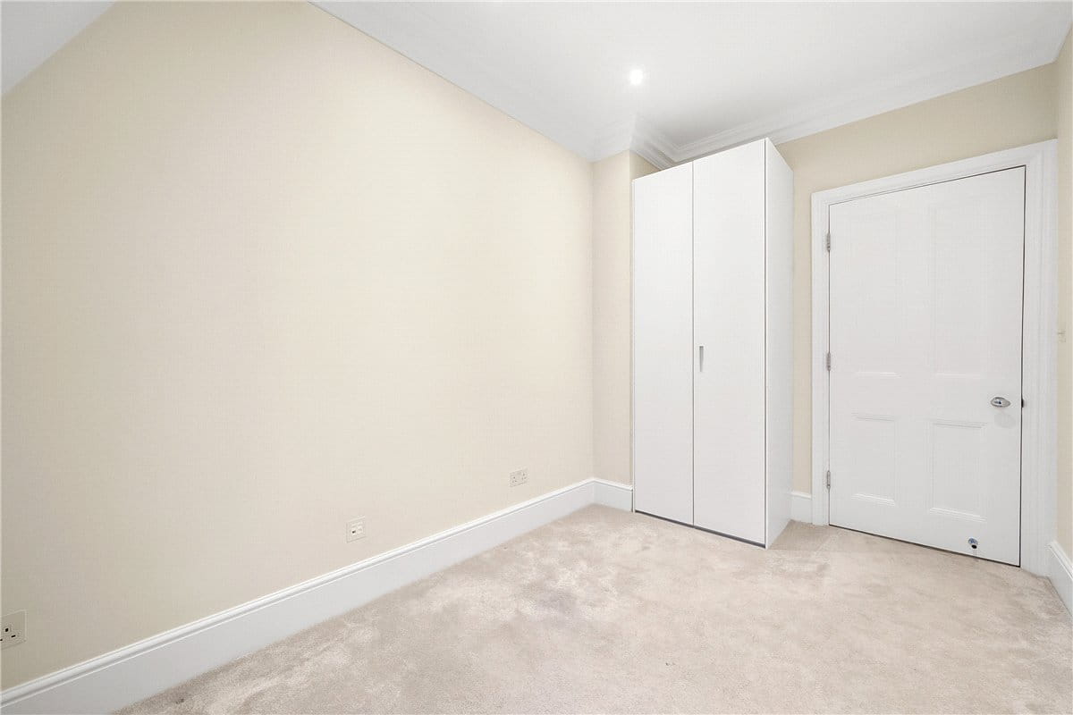 4 bedroom maisonette, Egerton Gardens, Knightsbridge SW3 - Available