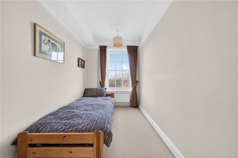 2 bedroom flat, York House, 1 Turks Row SW3 - Available