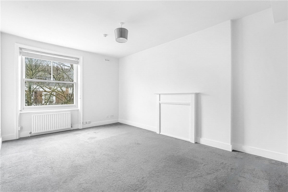 2 bedroom flat, Upper Addison Gardens, Holland Park W14 - Let Agreed
