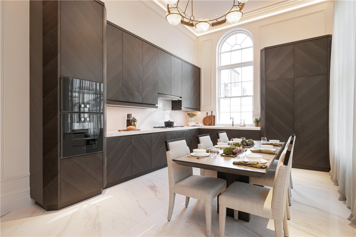 7 bedroom flat, Pont Street, Knightsbridge SW1X - Available