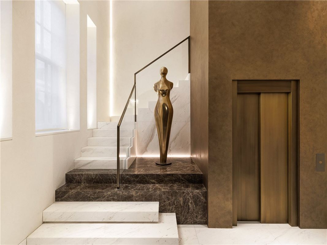 7 bedroom flat, Pont Street, Knightsbridge SW1X - Available