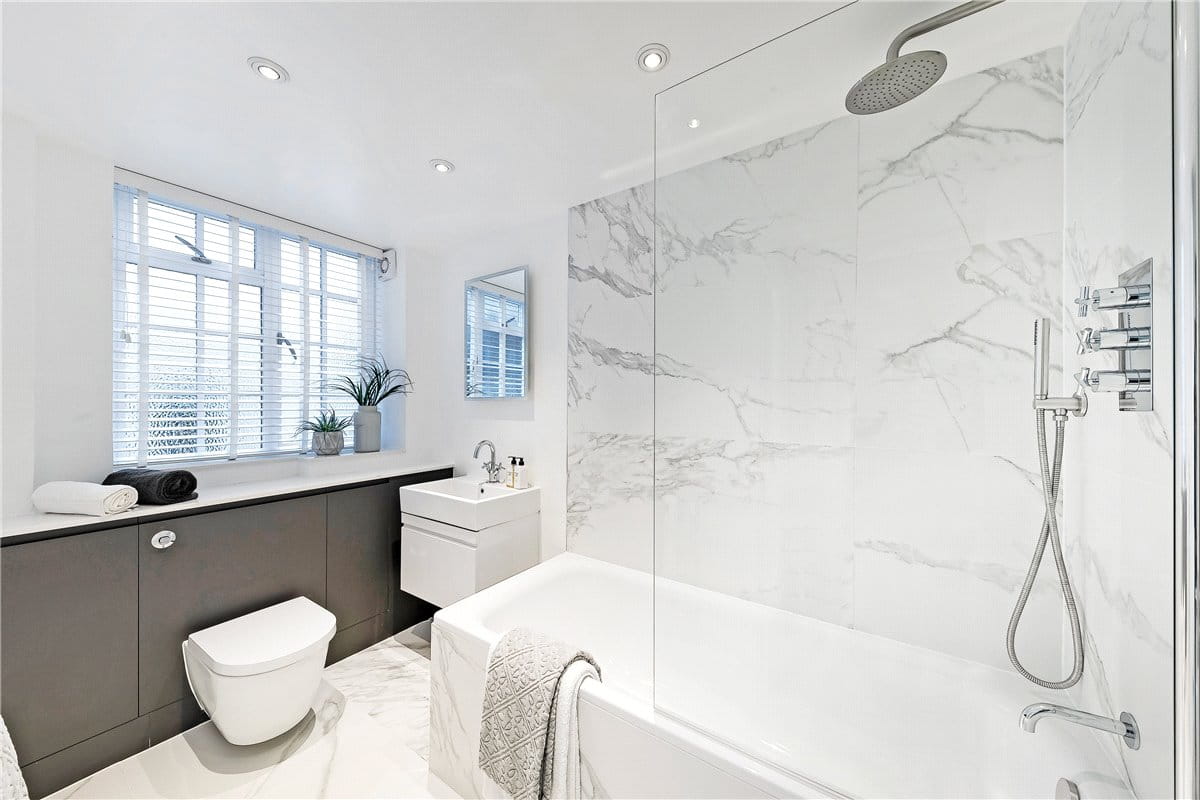 2 bedroom , Stafford Court, Kensington High Street W8 - Available