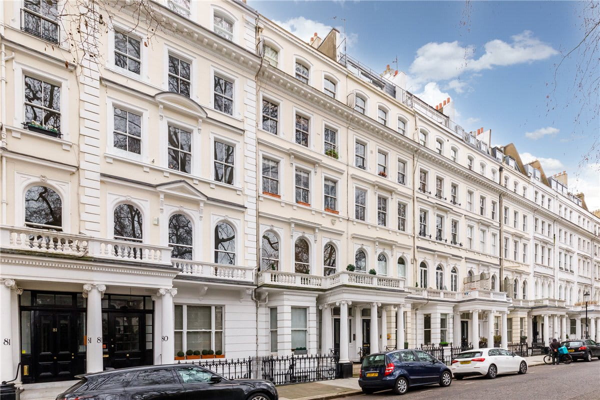 3 bedroom maisonette, Cornwall Gardens, South Kensington SW7 - Available