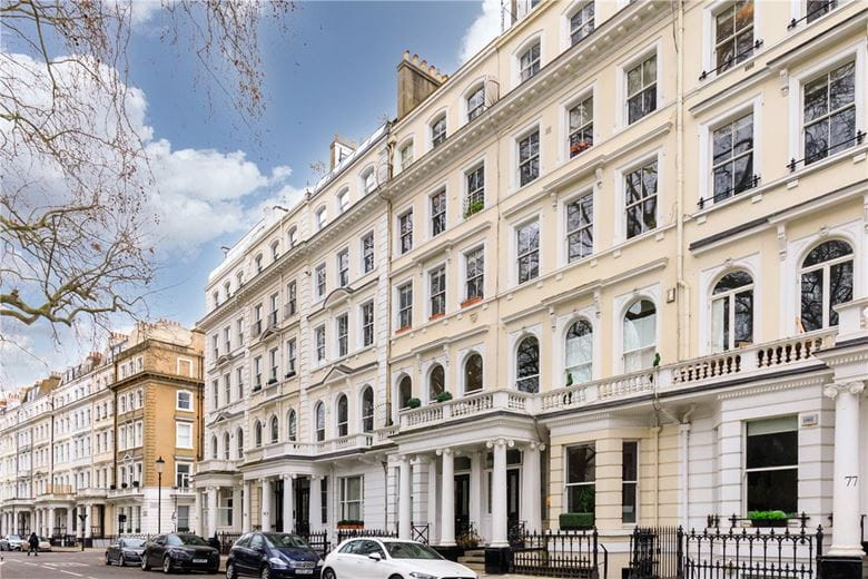 3 bedroom maisonette, Cornwall Gardens, South Kensington SW7 - Available
