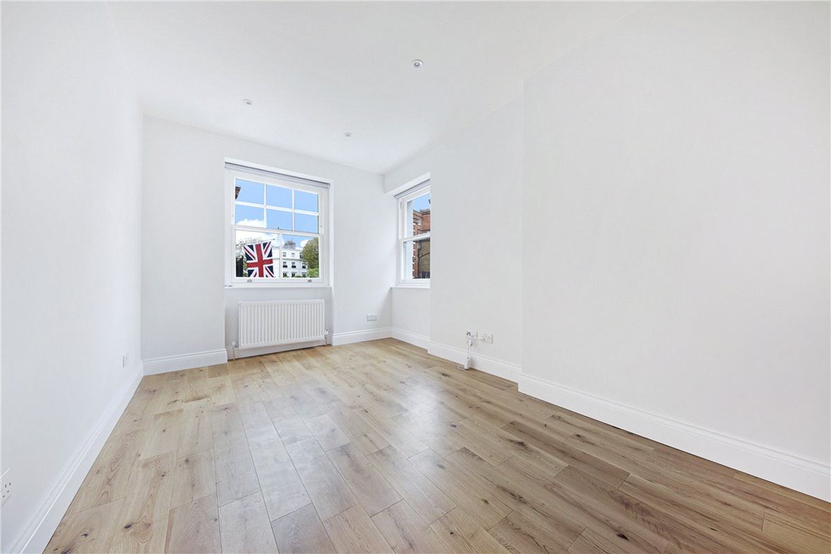 1 bedroom flat, 5 Egerton Terrace, Knightsbridge SW3 - Available