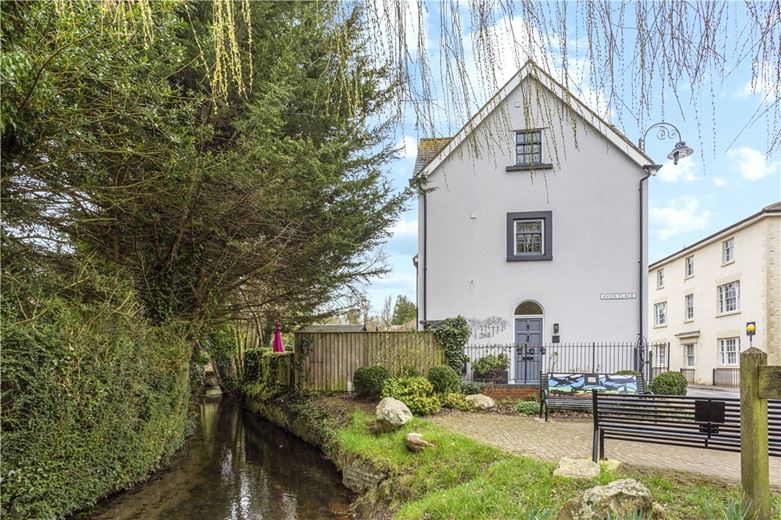 4 bedroom house, Avon Place, River Street SN9 - Let Agreed