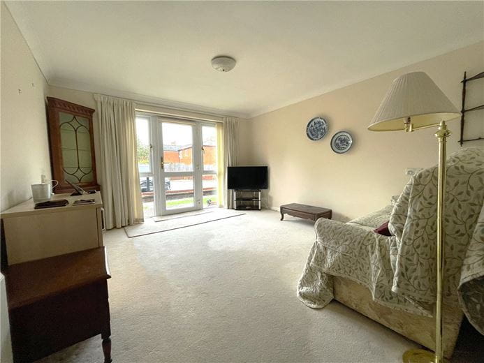 2 bedroom flat, George Lane, Marlborough SN8 - Let Agreed