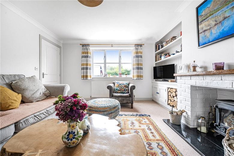 3 bedroom house, Coomb Meadow, Burbage SN8