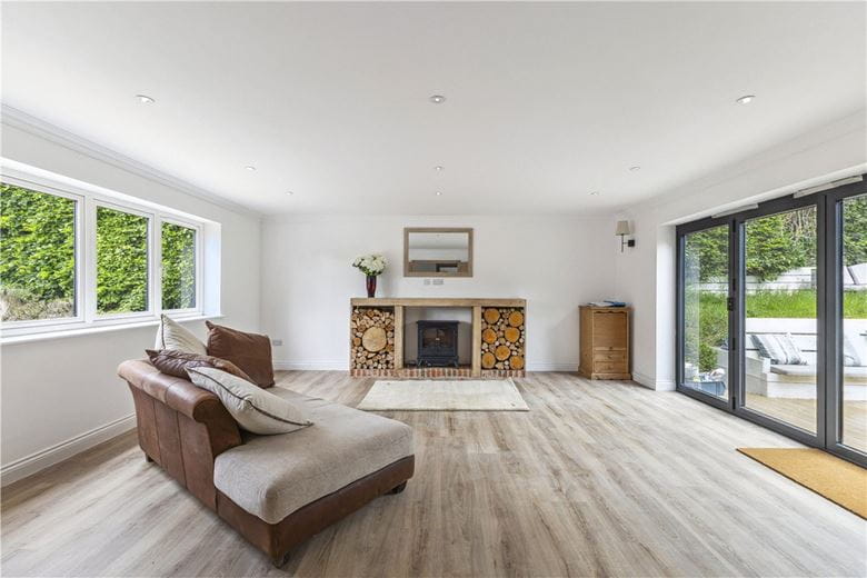 4 bedroom house, High Street, Burbage SN8 - Let Agreed