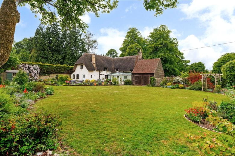 4 bedroom house, East Grafton, Marlborough SN8 - Available