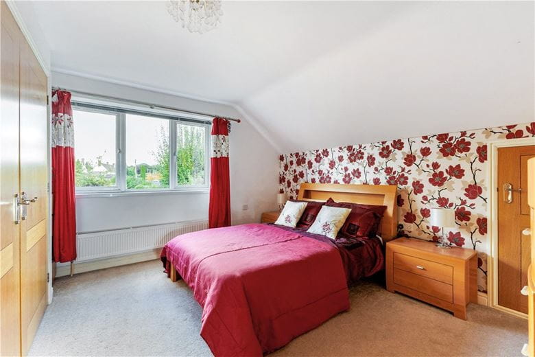 3 bedroom house, Eastsands, Burbage SN8 - Available