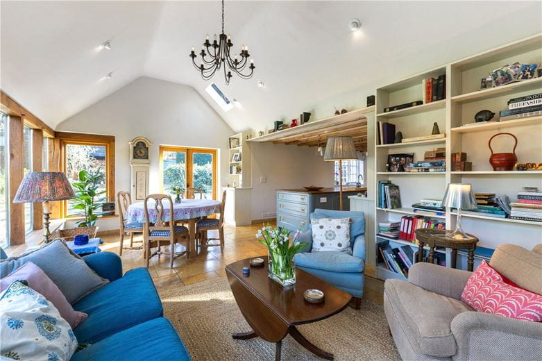 4 bedroom house, Easton Royal, Pewsey SN9 - Available