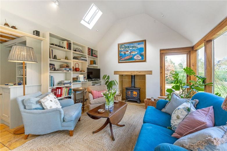 4 bedroom house, Easton Royal, Pewsey SN9 - Available