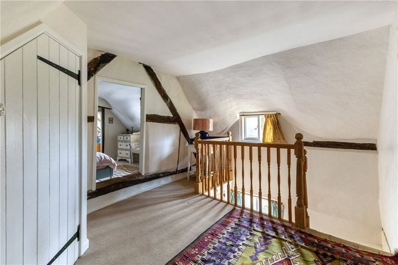 4 bedroom house, Easton Royal, Pewsey SN9 - Available