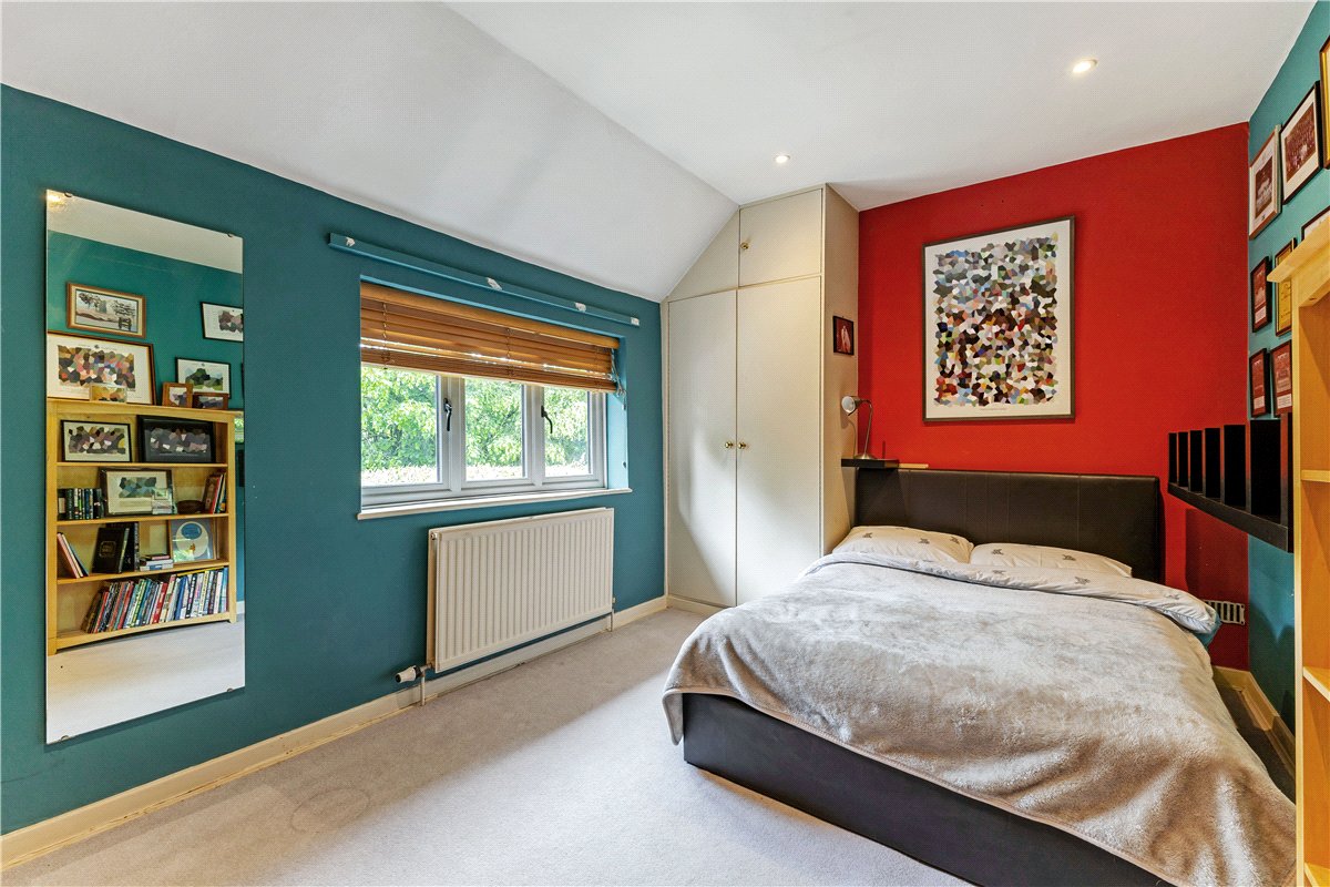 6 bedroom house, Hyde Lane, Marlborough SN8 - Available